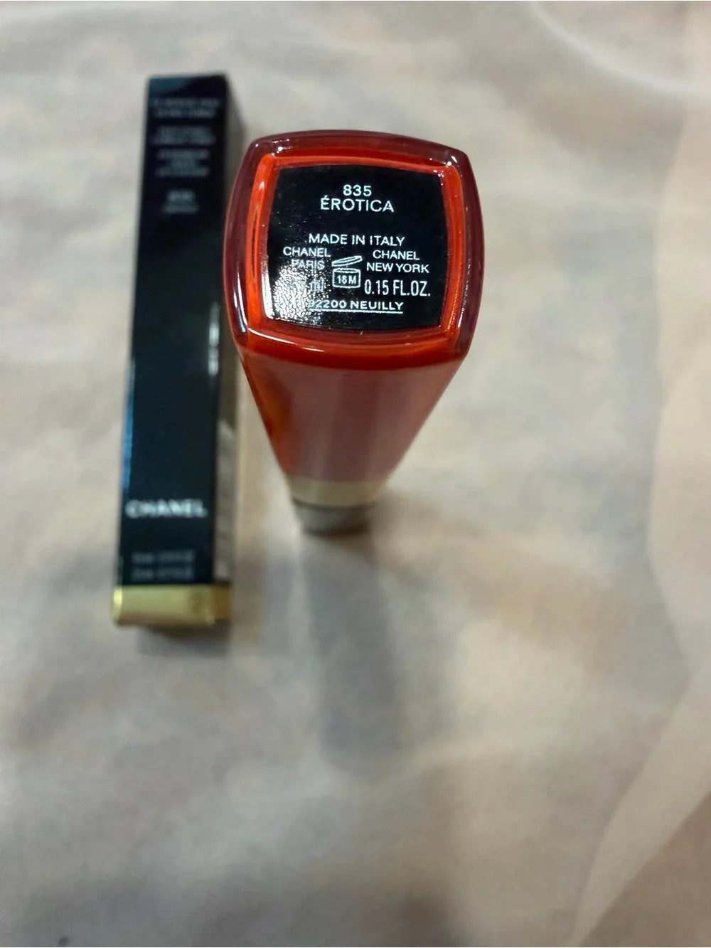 Chanel Le Rouge Duo Ultra Tenue Liquid Lip Colour - 835 Erotica